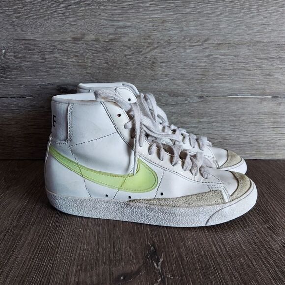 Nike Blazer Mid '77 Barely Volt Women’s 5.5 - Picture 1 of 8